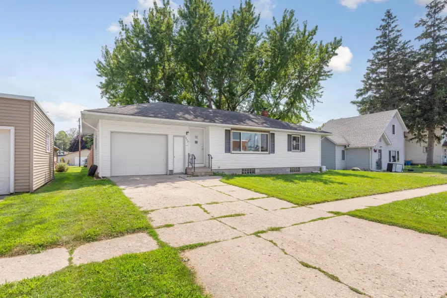 333 1st Street Se, Blooming Prairie, MN 55917 - #2