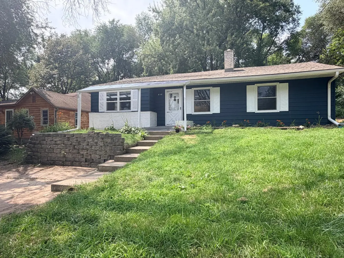 658 Gentry Avenue N, Oakdale, MN 55128 - #1