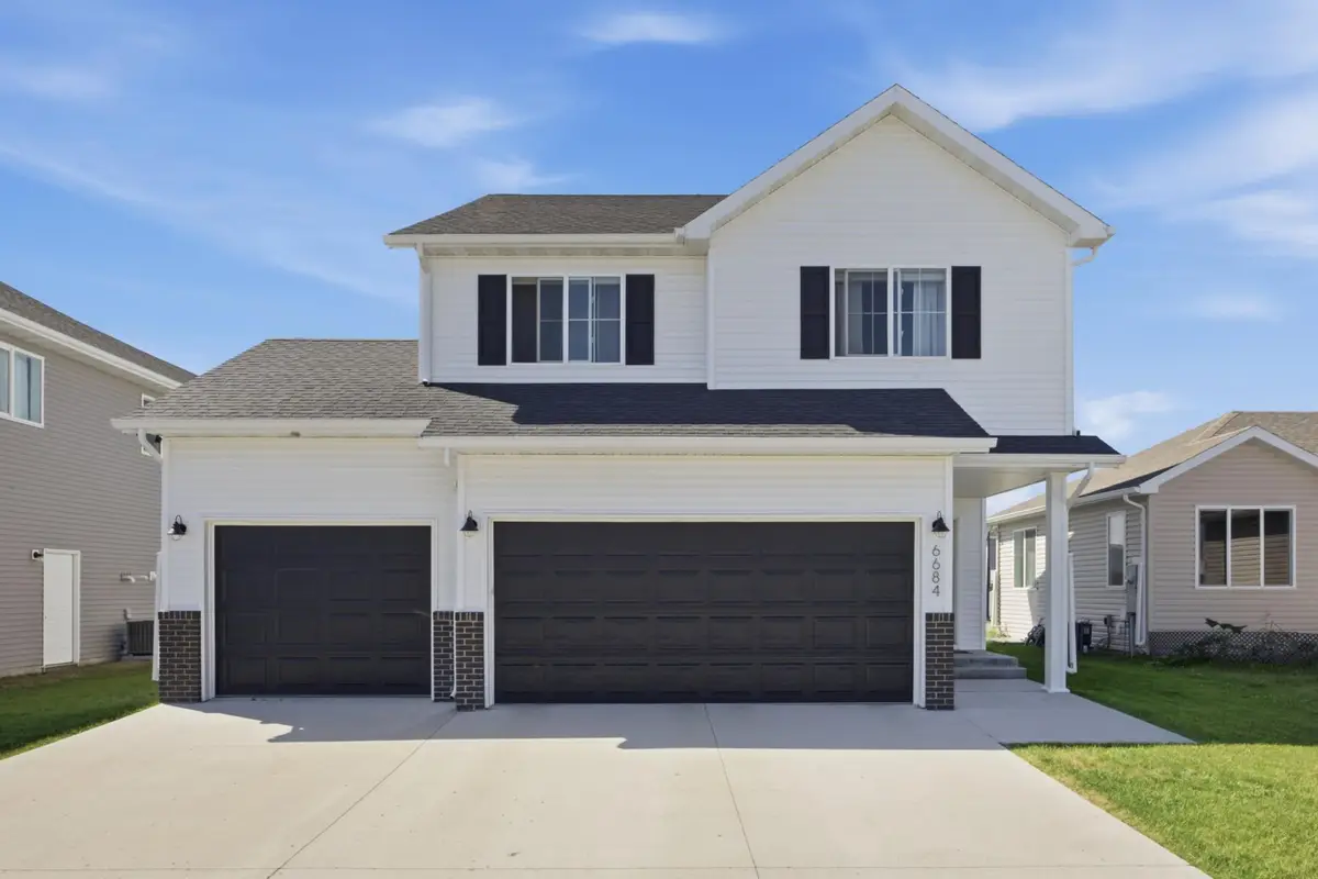 6684 Toronto Drive S, Fargo, ND 58104 - #1