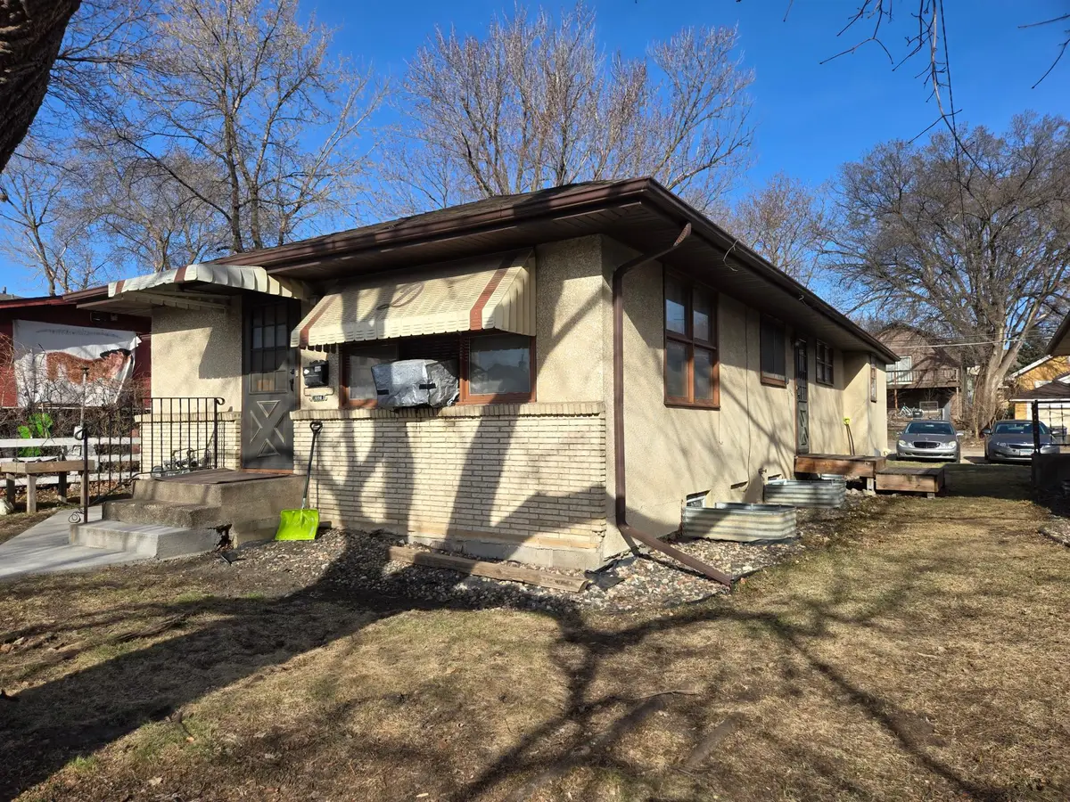 1094 26th Avenue Se, Minneapolis, MN 55414 - #1