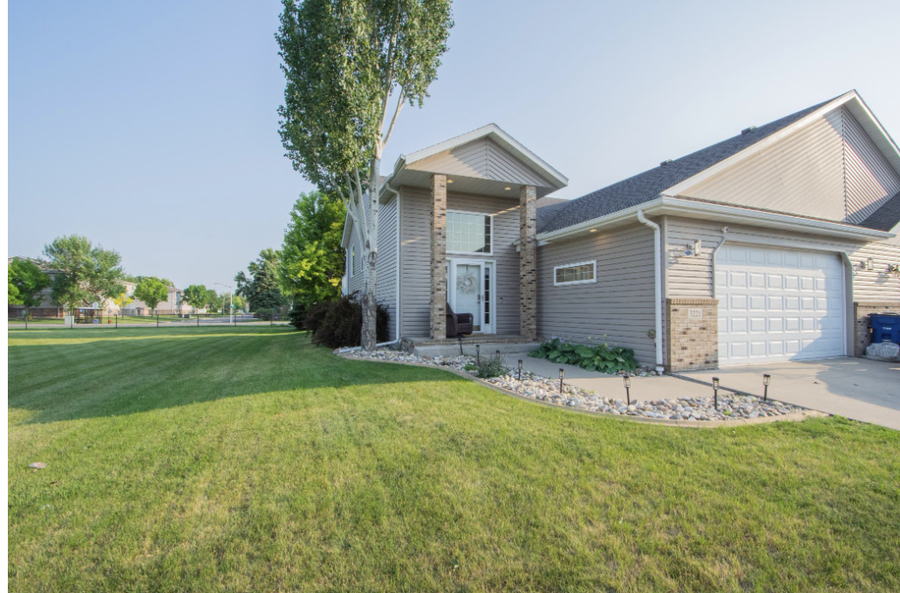 3221 11th Avenue S, Moorhead, MN 56560 - #2