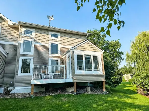 5080 Yuma Lane N, Plymouth, MN 55446