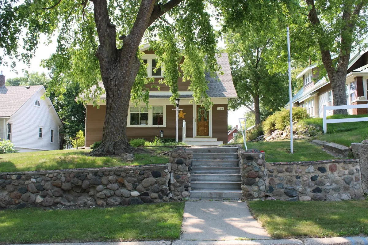 116 Grant Street S, Lake Benton, MN 56149 - #1