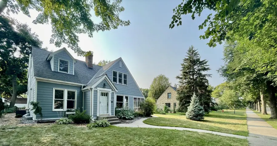 2714 Mckinley Street Ne, Minneapolis, MN 55418 - #3