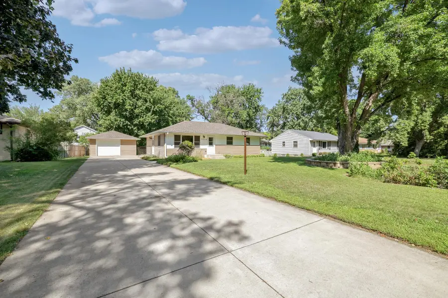 7314 Hayes Street Ne, Fridley, MN 55432 - #2