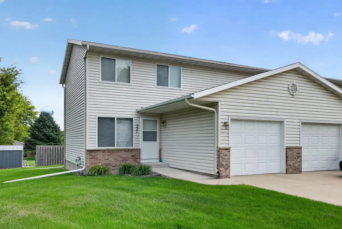 327 10th Avenue Nw, Byron, MN 55920 - #1