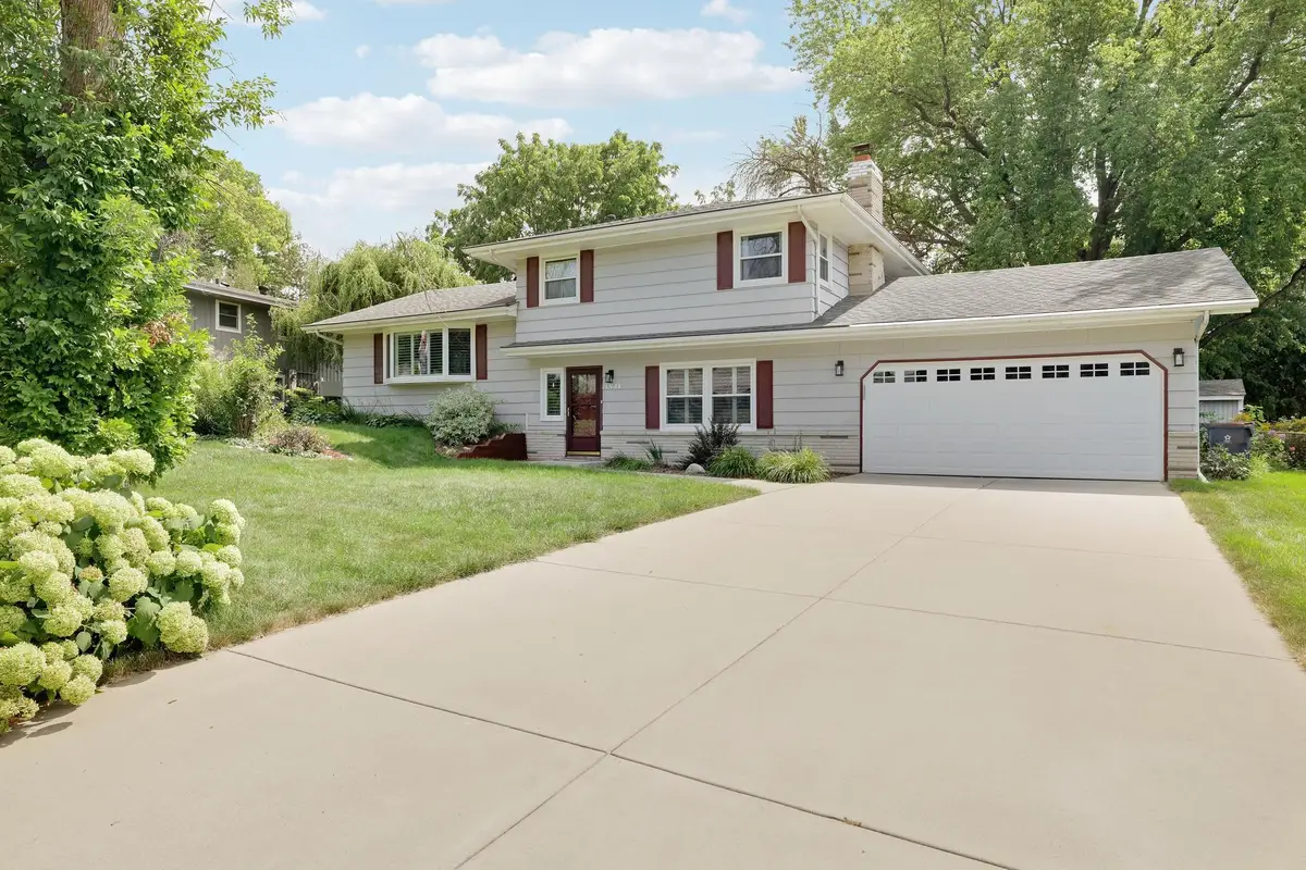 4541 Heritage Hills Circle, Bloomington, MN 55437 - #1