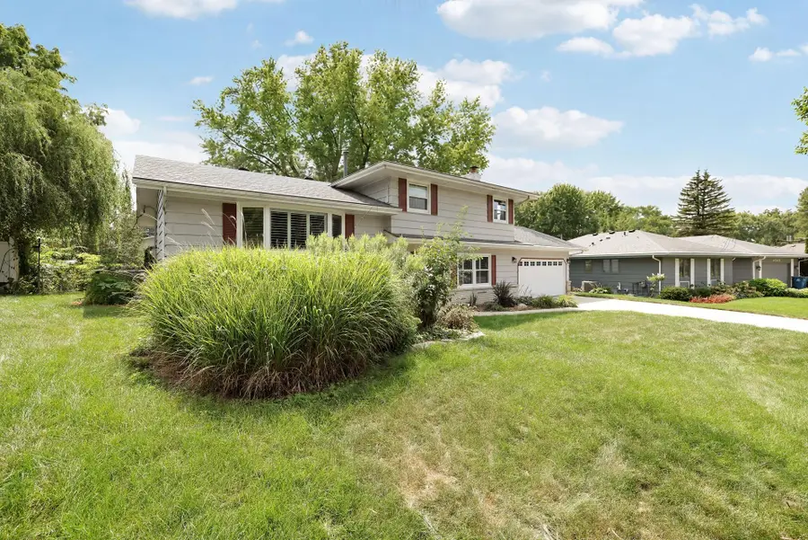 4541 Heritage Hills Circle, Bloomington, MN 55437 - #2
