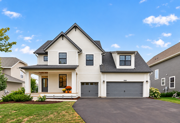 9960 Arrowwood Trail, Woodbury, MN 55129