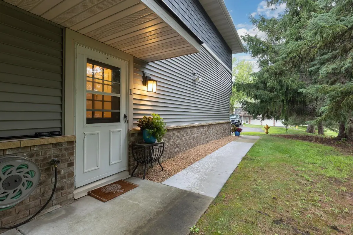 14210 44th Place N #1, Plymouth, MN 55446 - #1