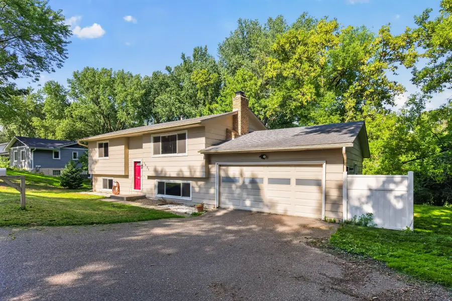7631 Ontario Boulevard, Eden Prairie, MN 55344 - #3