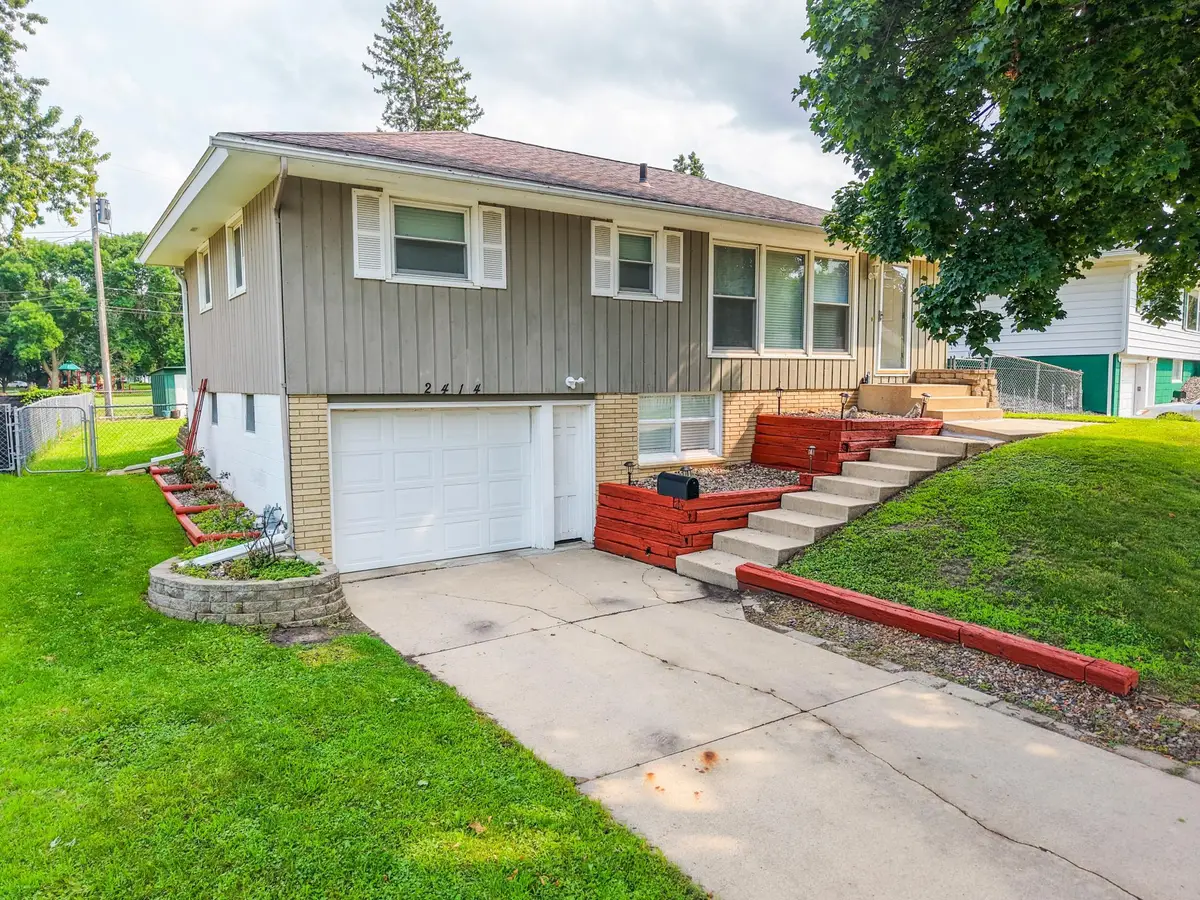 2414 23rd Avenue Nw, Rochester, MN 55901 - #1