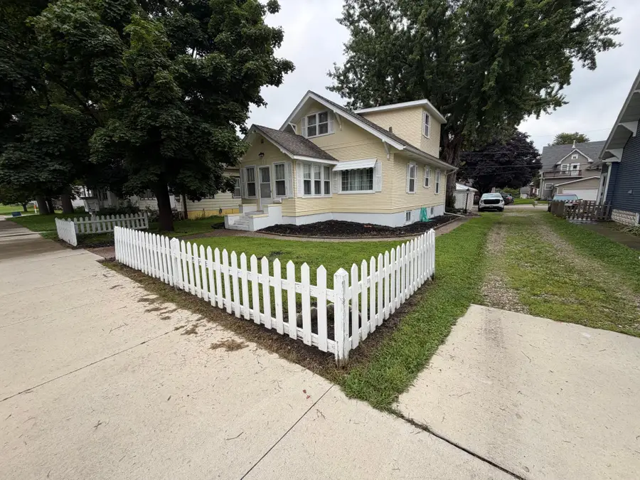 812 Bridge Avenue, Albert Lea, MN 56007 - #3