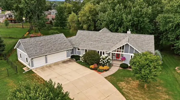 425 Lally Court, Zumbrota, MN 55992
