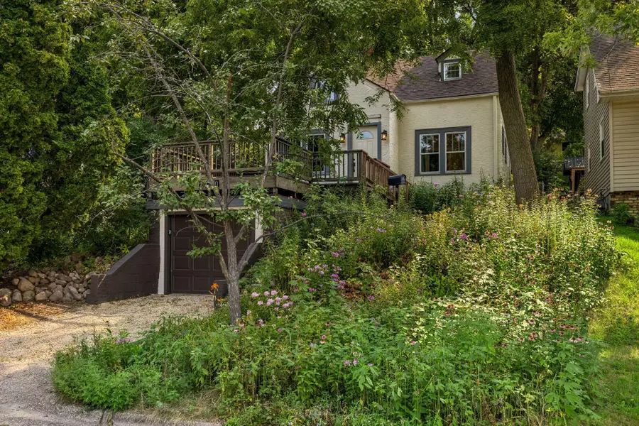 2720 Mcnair Drive N, Robbinsdale, MN 55422 - #3
