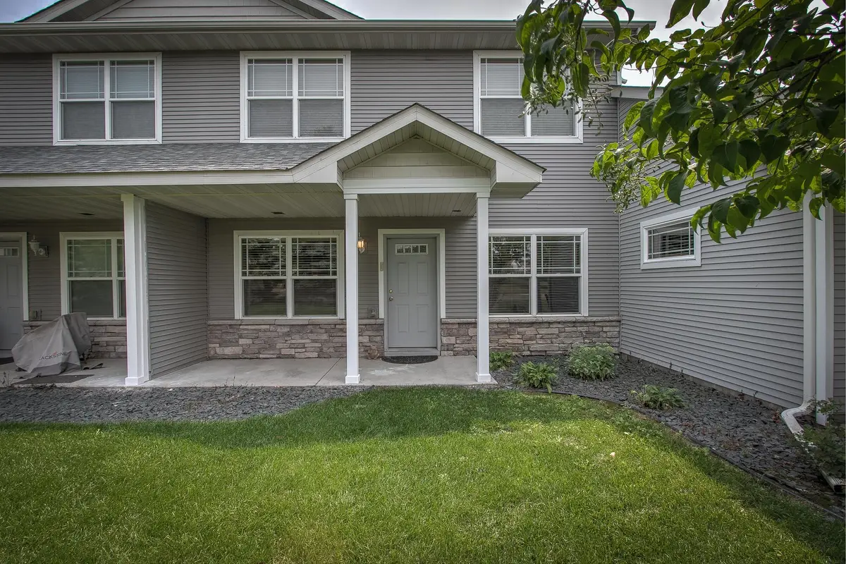 717 Park Brook Road Nw, Isanti, MN 55040 - #1