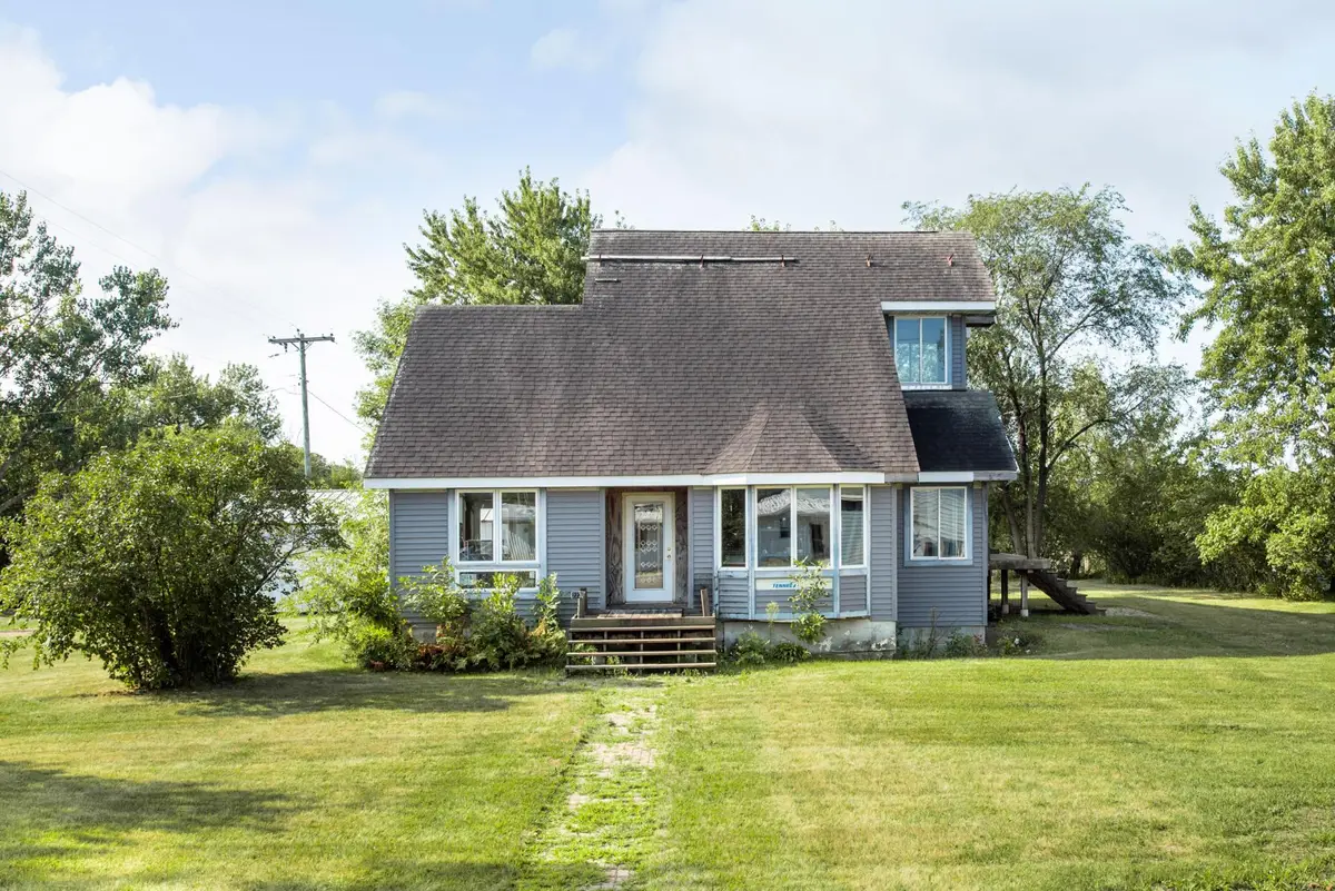 221 E Lake Street, Parkers Prairie, MN 56361 - #1