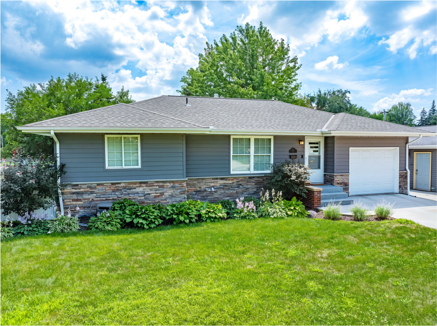 3008 29th Avenue Ne, Saint Anthony, MN 55418 - #2