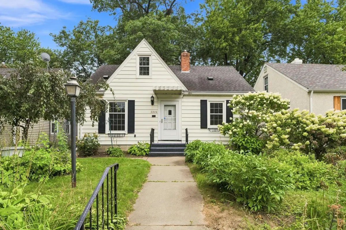 3326 Lincoln Street Ne, Minneapolis, MN 55418 - #1