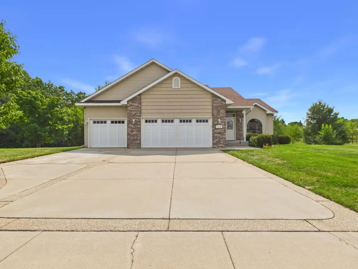 4728 4th Street Loop Ne, Saint Cloud, MN 56304 - #1