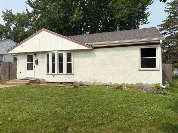 821 Howard Street N, Saint Paul, MN 55119