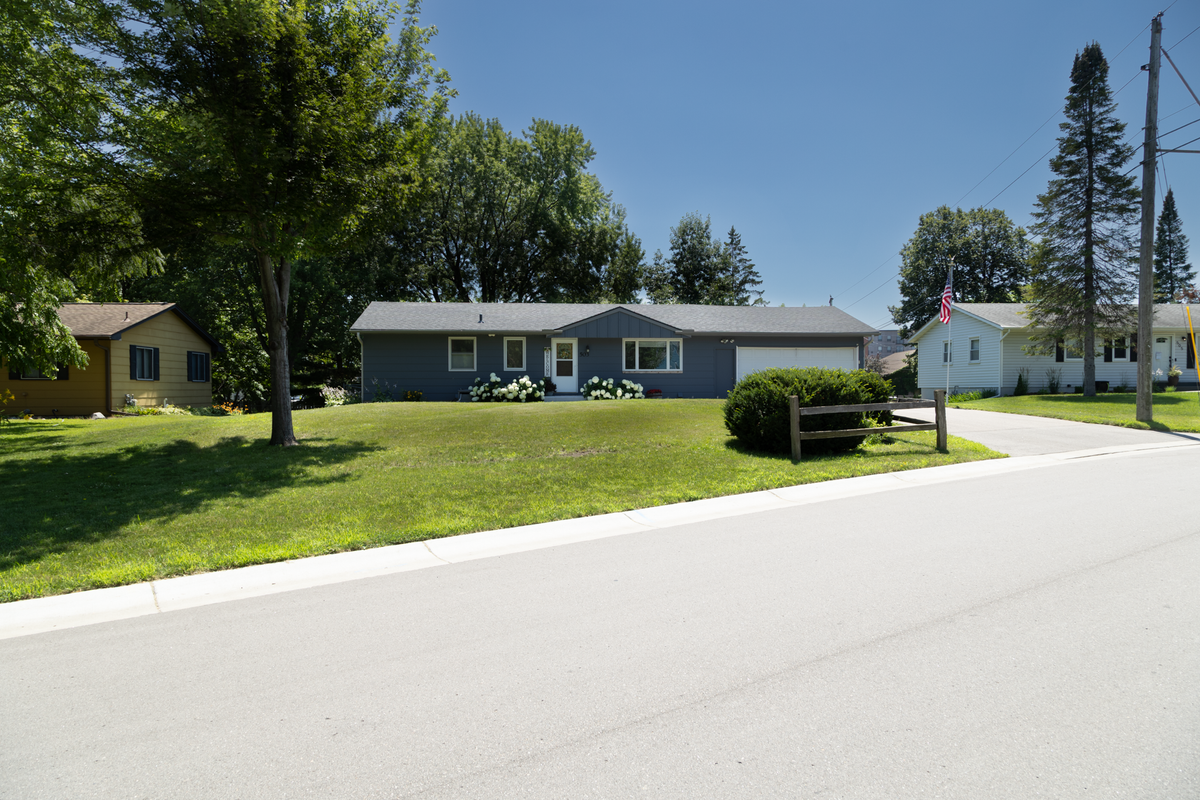 503 Chan View, Chanhassen, MN 55317 - #1