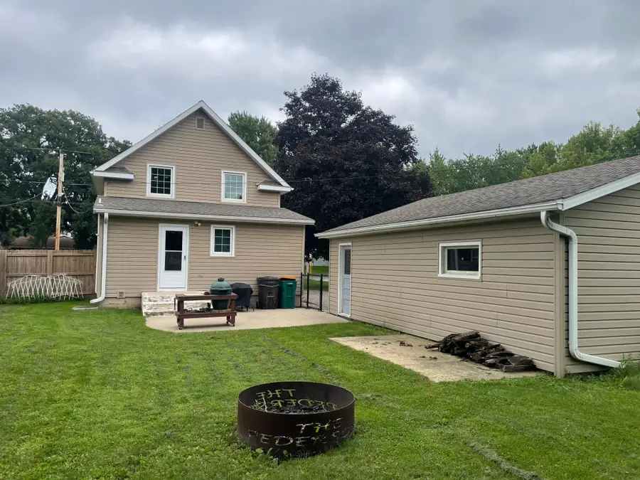 207 1st Avenue Ne, Geneva, MN 56035 - #2