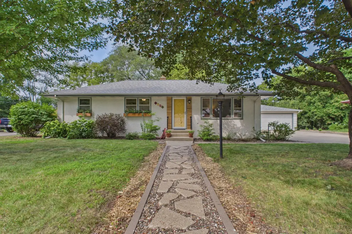 1731 Galtier Street, Roseville, MN 55113 - #1