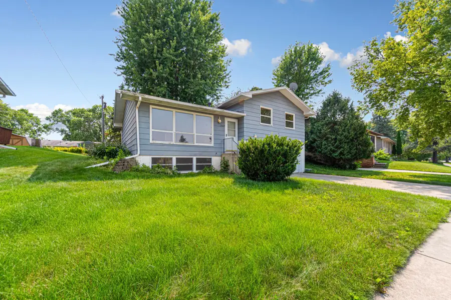 2604 26th Street Nw, Rochester, MN 55901 - #2