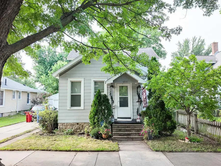 1025 W Wabasha Street, Winona, MN 55987 - #2