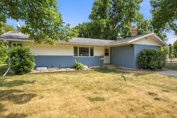 1914 15th Street S, Moorhead, MN 56560