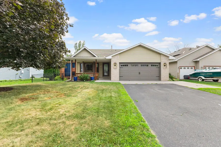 7419 52nd Street N, Oakdale, MN 55128 - #3