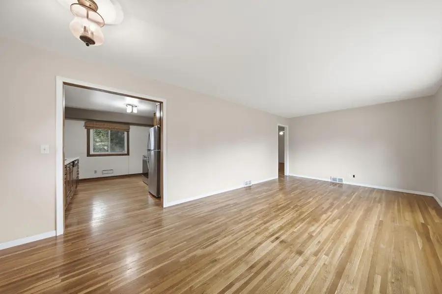 8354 Valentine Terrace, Bloomington, MN 55431 - #2