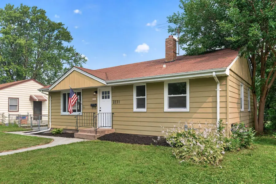 2231 Maryland Avenue E, Saint Paul, MN 55119 - #2