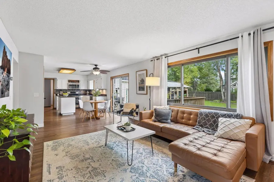 9136 Pinehurst Road, Woodbury, MN 55125 - #3