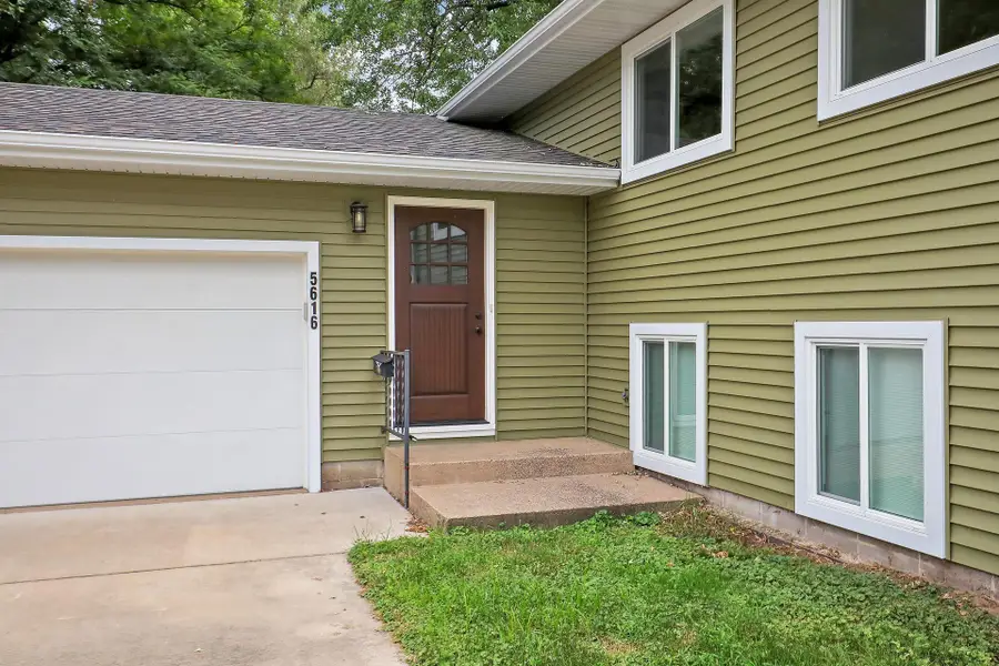 5616 Perry Avenue N, Crystal, MN 55429 - #2