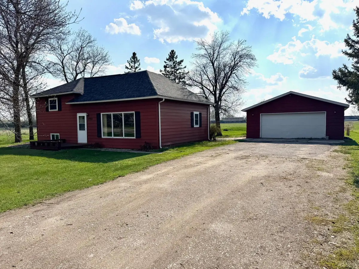 17915 140th Avenue Ne, Thief River Falls, MN 56701 - #1