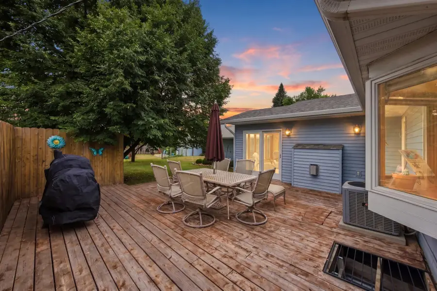 519 Appletree Lane, Moorhead, MN 56560 - #2