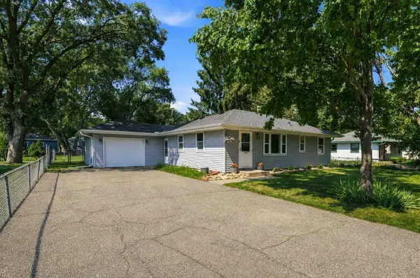 11698 Juniper Street Nw, Coon Rapids, MN 55448
