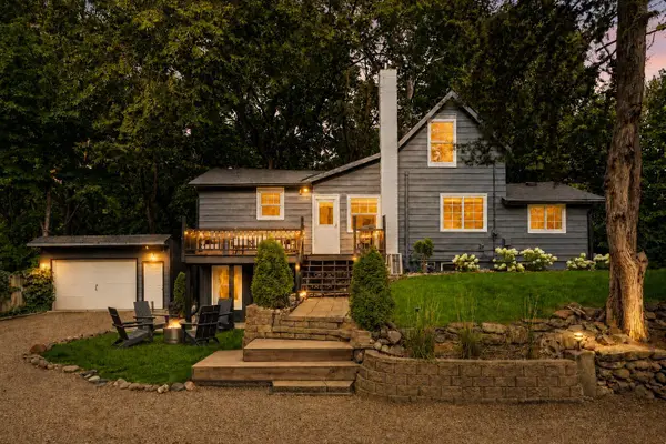 20860 Excelsior Boulevard, Excelsior, MN 55331
