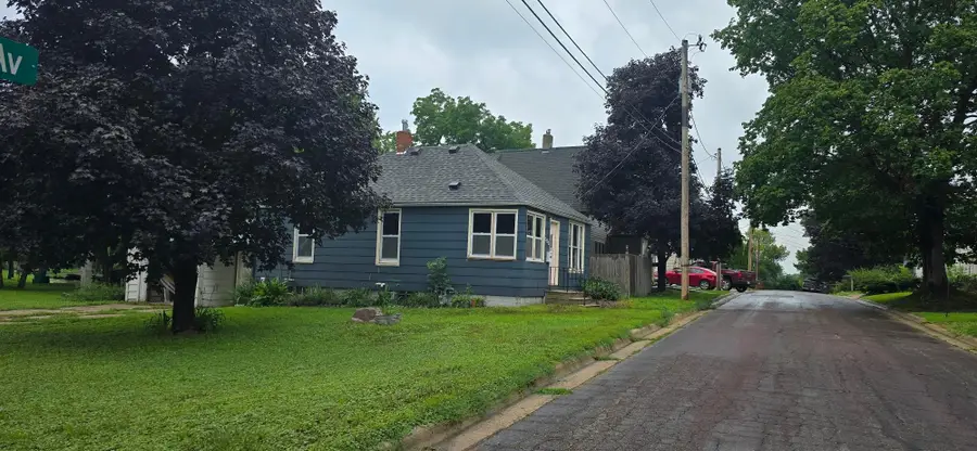 507 Pleasant Avenue, Albert Lea, MN 56007 - #2
