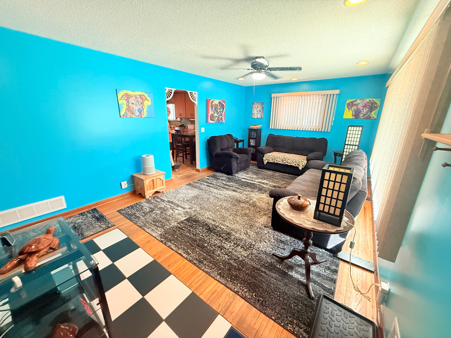 2055 English Street, Maplewood, MN 55109 - #2
