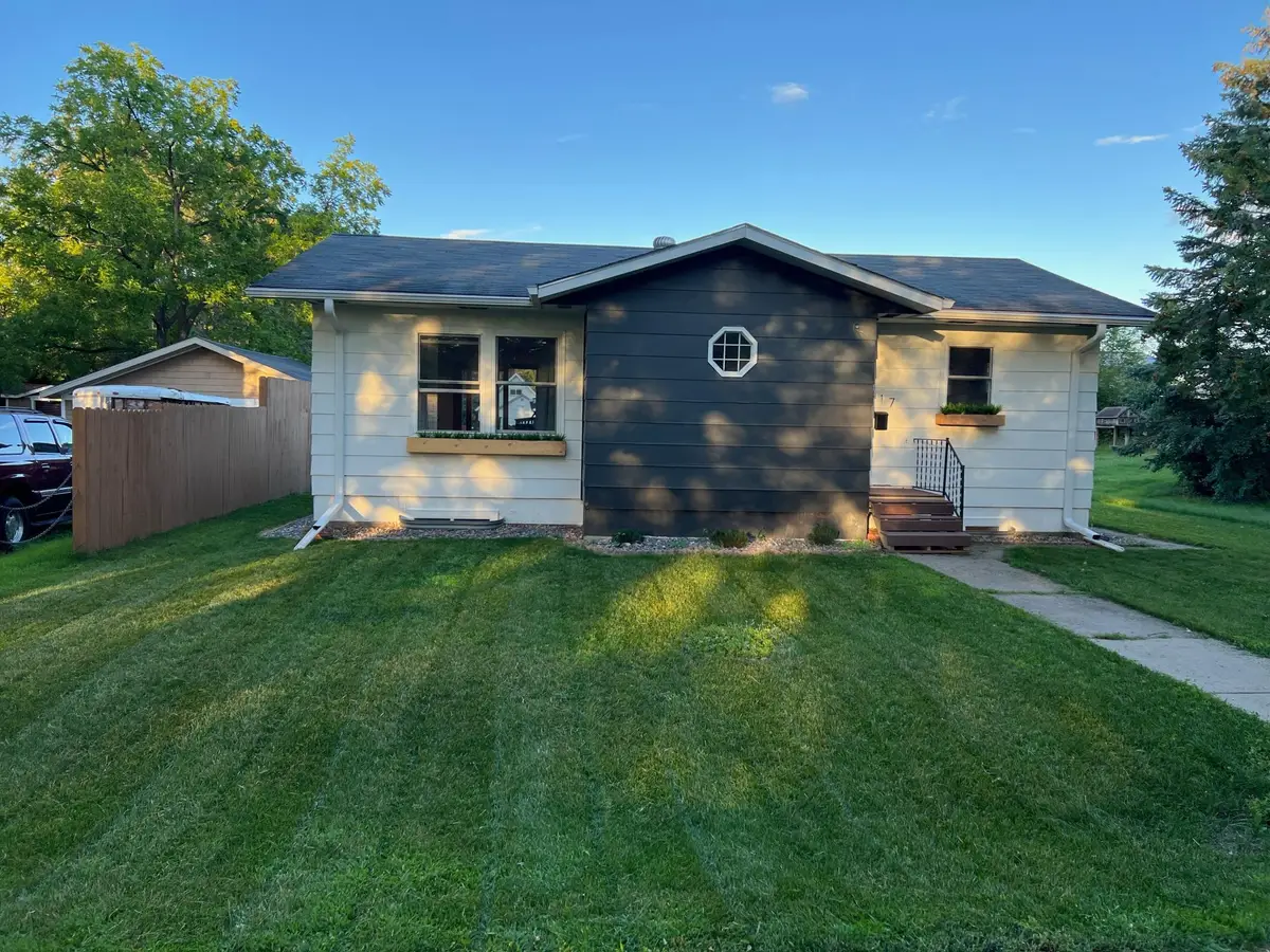 417 Erie Avenue, Crosby, MN 56441 - #1