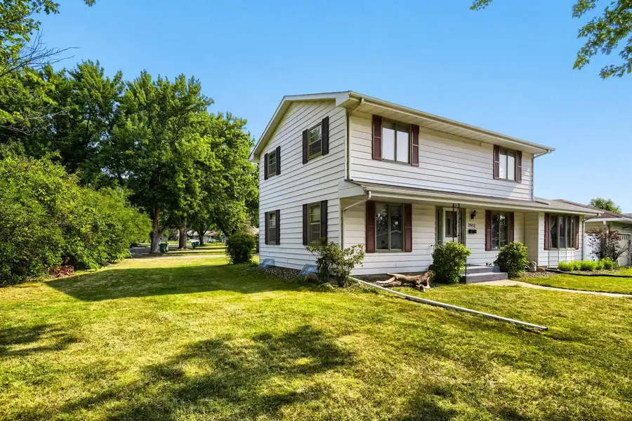 7932 38 1/2 Avenue N, New Hope, MN 55427 - #3