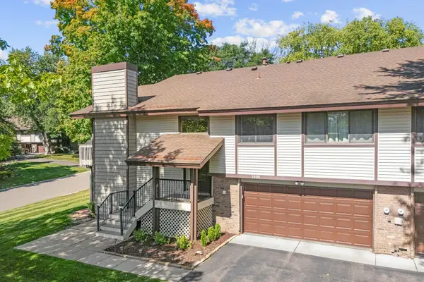 1595 Four Oaks Road, Eagan, MN 55121