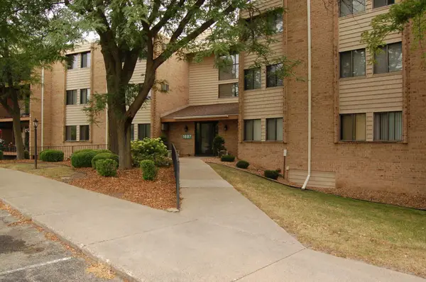 1887 Silver Bell Road #318, Eagan, MN 55122