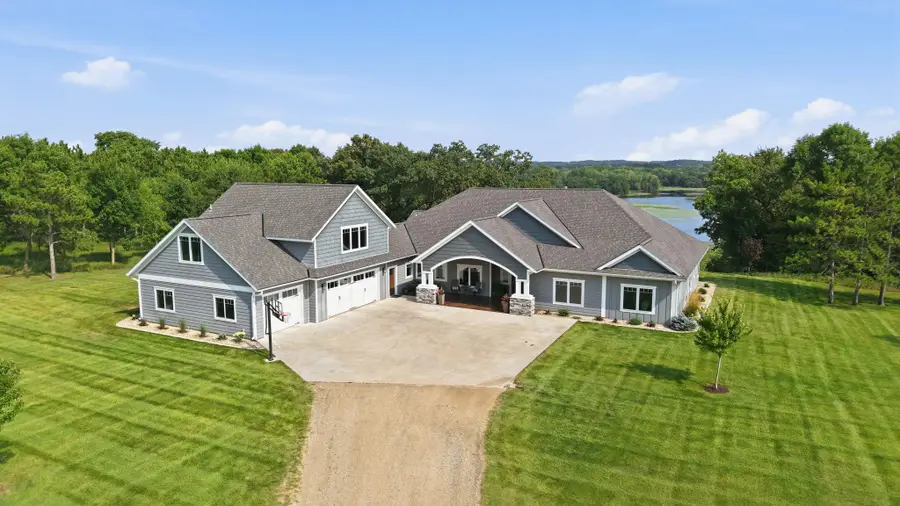 8382 198th Avenue Ne, New London, MN 56273 - #3