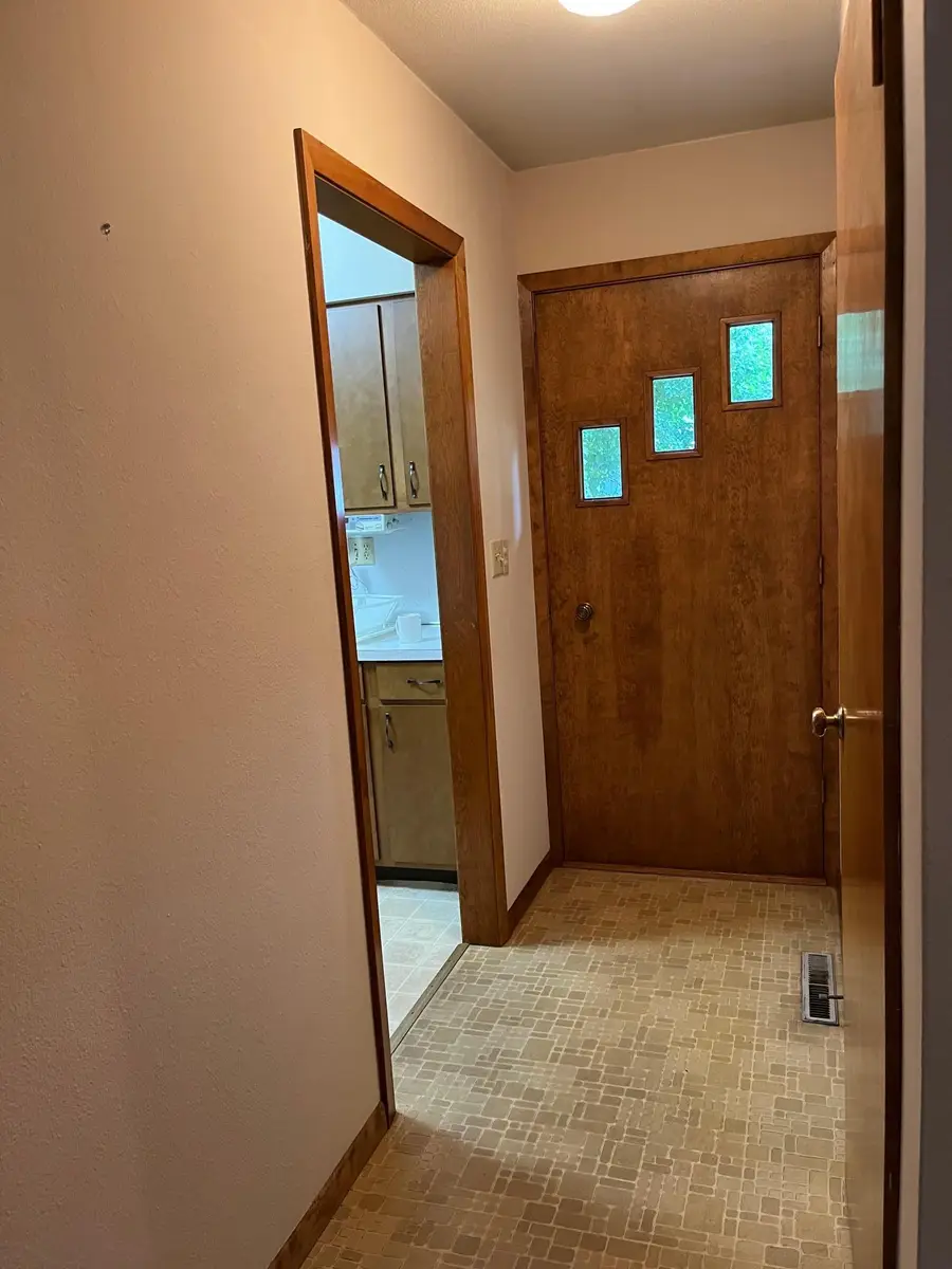 631 19th Street, Windom, MN 56101 - #3