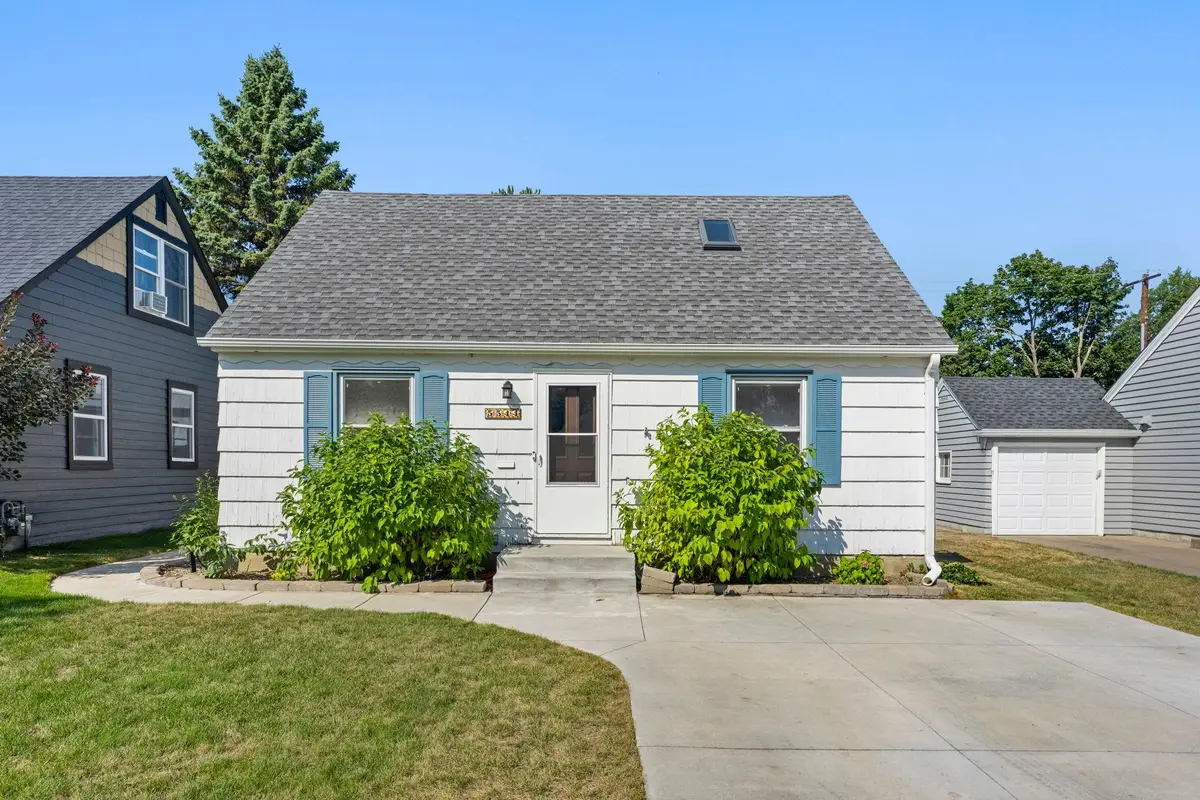 5544 York Avenue S, Edina, MN 55410 - #1