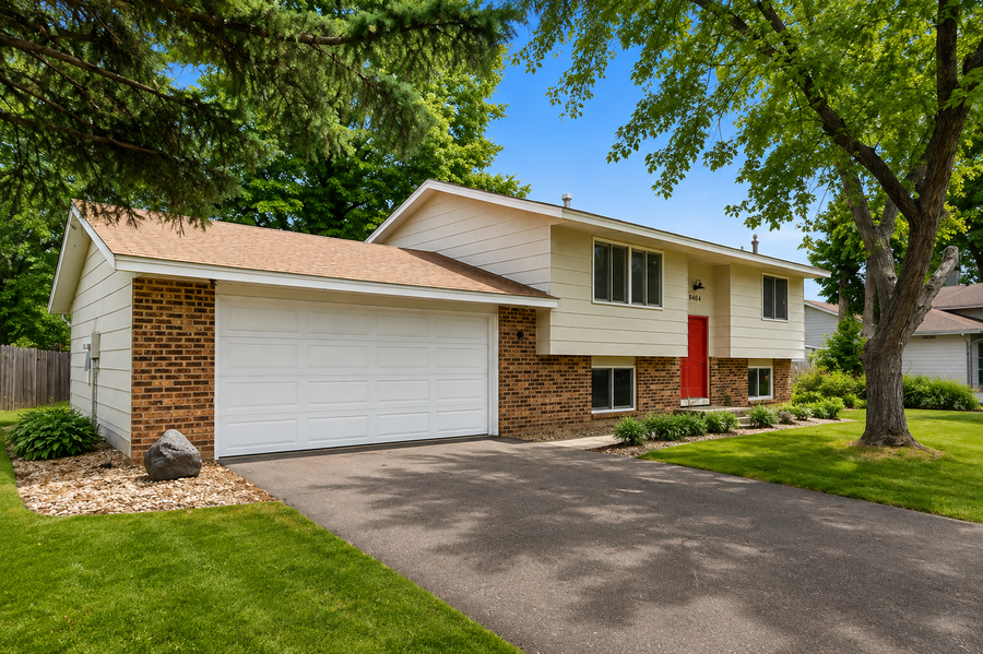 8444 Brunswick Court N, Brooklyn Park, MN 55443 - #3